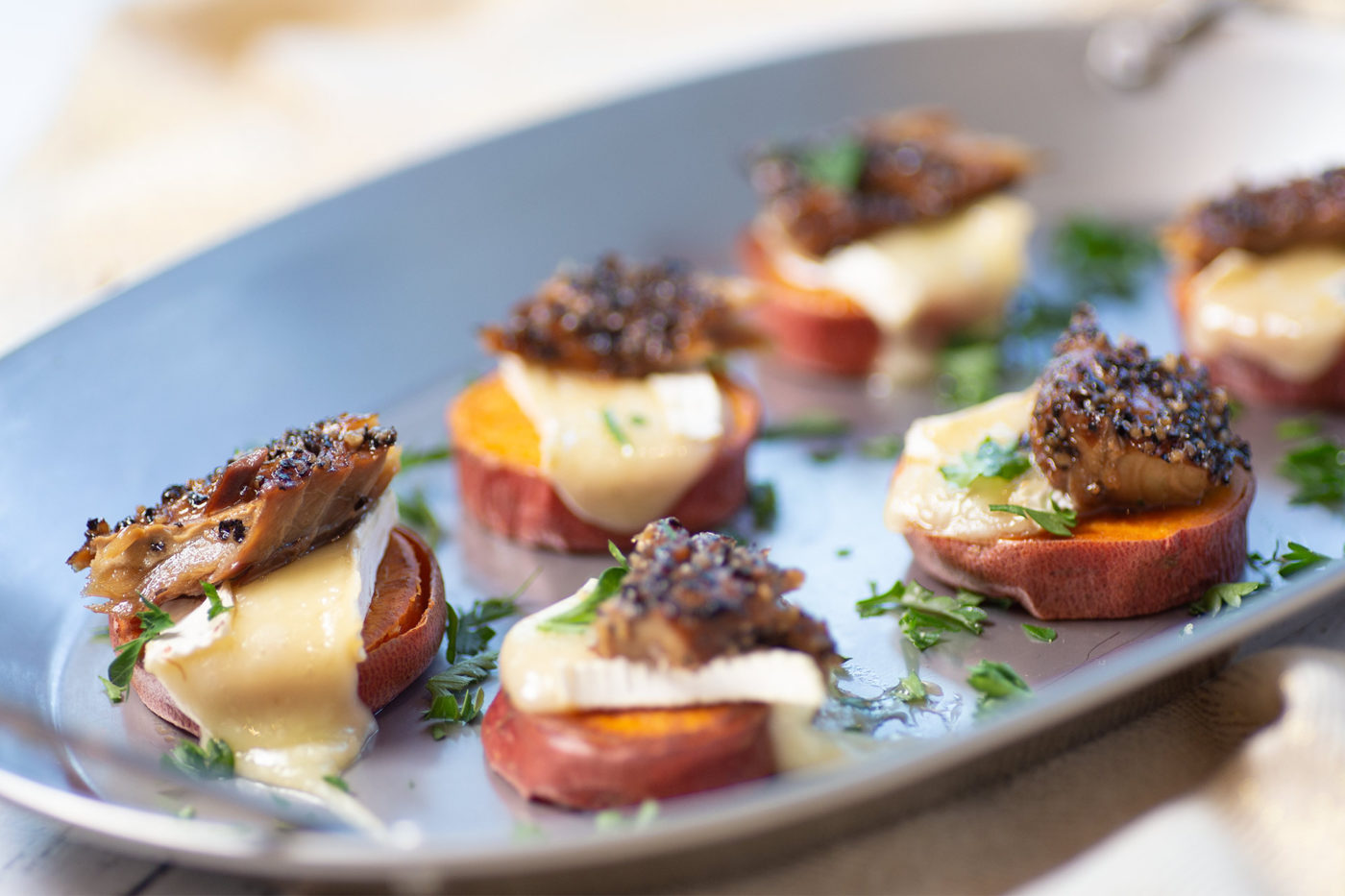 GoldSeal-Smoked_Mackerel_Appetizers-Peppered-FEATURE-copy
