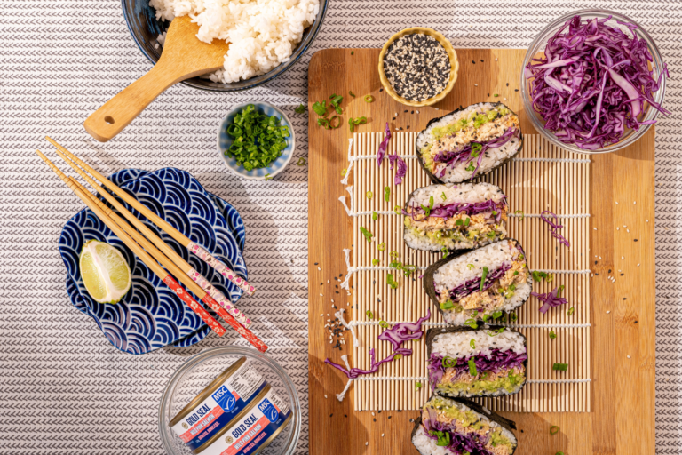 Salmon Nori Sandwich (Onigirazu) | Gold Seal